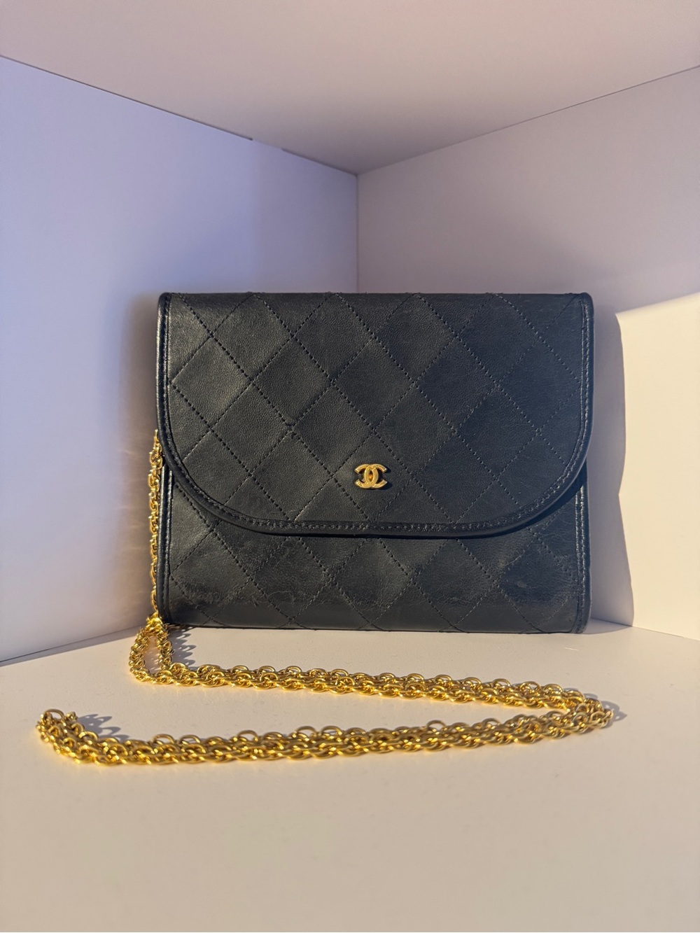 (Authentic) Vintage Chanel Matelassé Lambskin Crossbody Flap Bag | c. 1980s